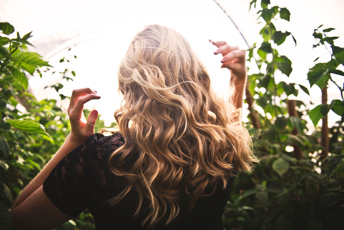 Make Your Hair Shine With These Excellent Vitamins